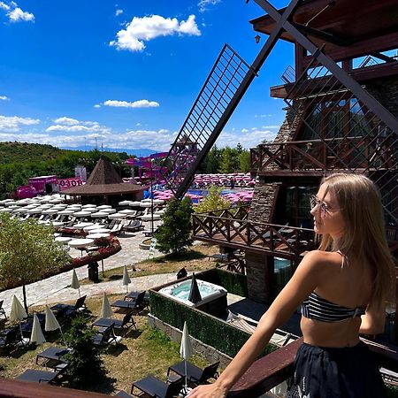 מלון Gorna Malina The Wind Mills Hydropark מראה חיצוני תמונה