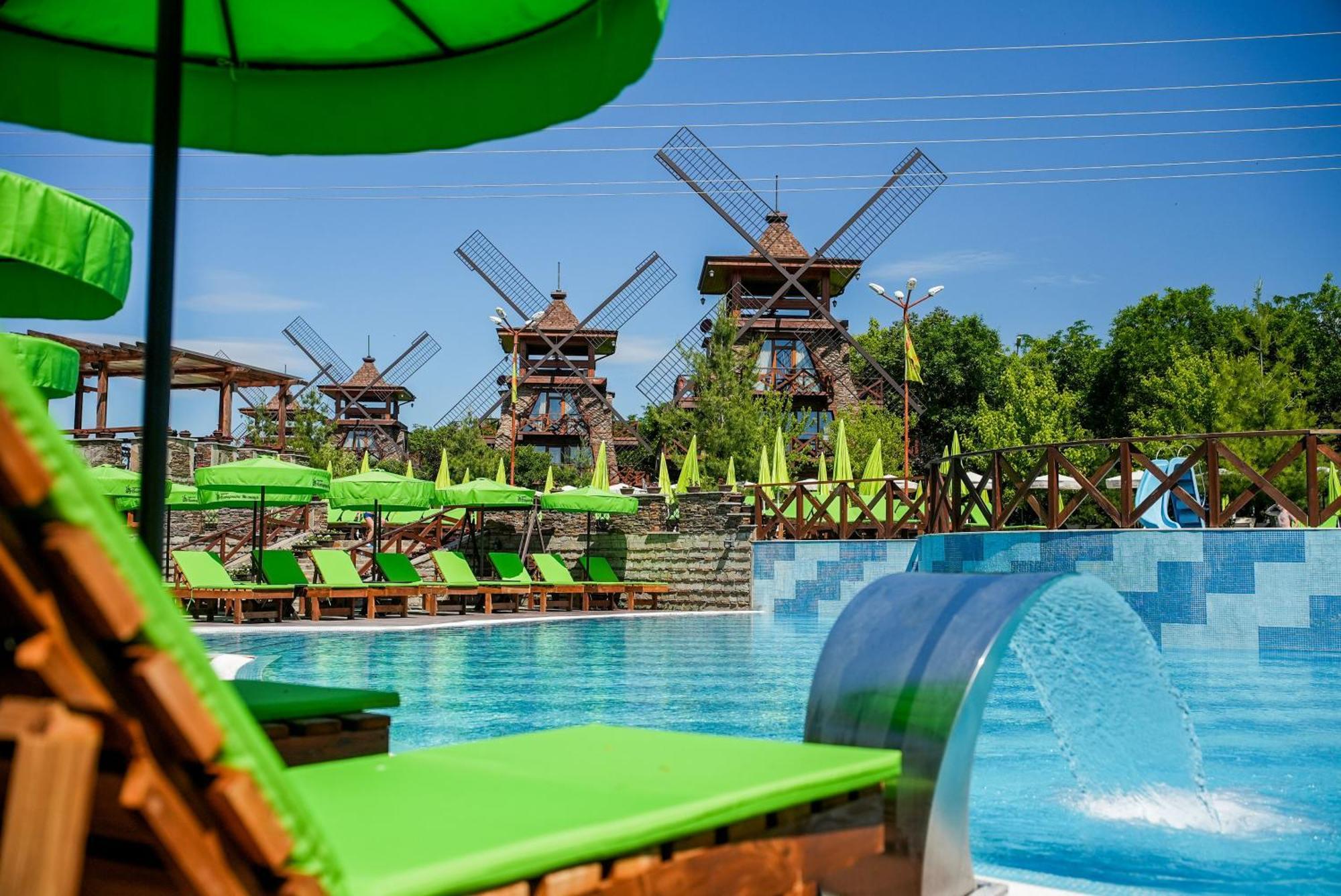 מלון Gorna Malina The Wind Mills Hydropark מראה חיצוני תמונה