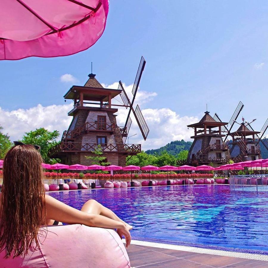 מלון Gorna Malina The Wind Mills Hydropark מראה חיצוני תמונה
