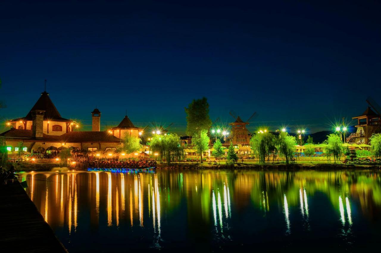 מלון Gorna Malina The Wind Mills Hydropark מראה חיצוני תמונה